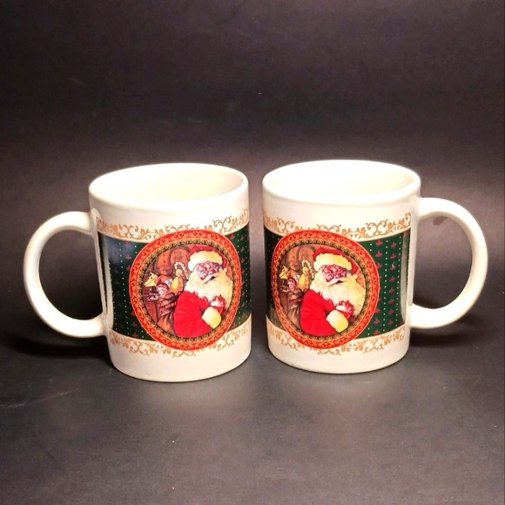 1991 Vintage Christmas Santa Claus With Toy Bag Coffee Mugs set of 2